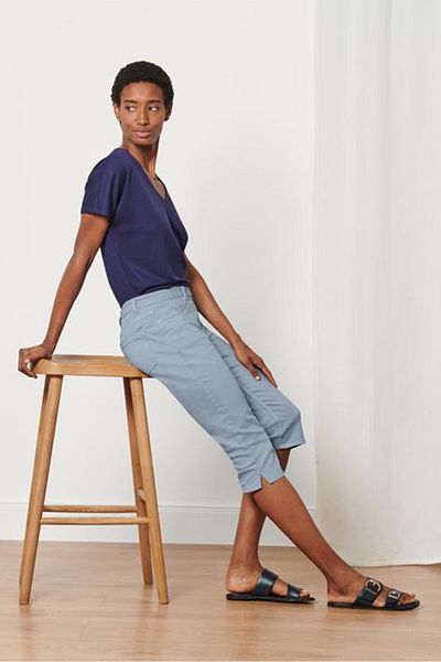 Tchibo Women Slim Fit Washed Stretchable Crop Jeans, Light Blue
