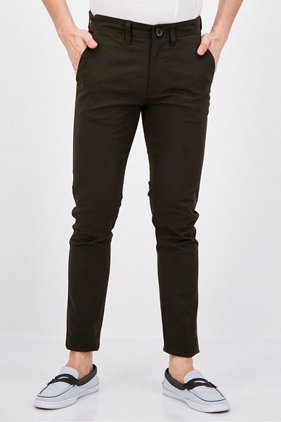Threadbare Men Slim Fit Solid Chino Pants, Army Green