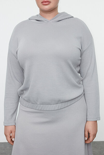 Trendyol Curve Plus Size Gray Knitted Sweatshirt and Skirt Set - Tbbaw25Cp00017