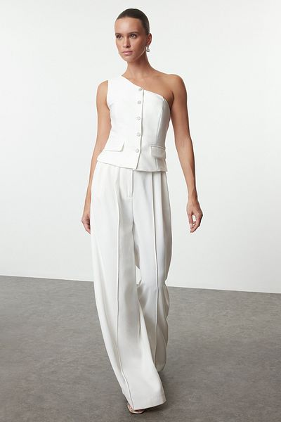 Trendyol Collection White Stone Button Detailed Single Shoulder Lined Woven Vest Tpraw25Ye00001