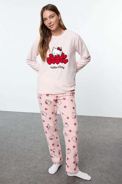Trendyol Collection Hello Kitty Licensed Pink Heart Fleece Winter-Strickpyjama-Set THMAW25PT00215
