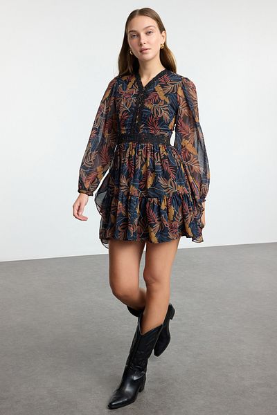Trendyol Collection Többszínű virágos deréknyílás Mini bélelt szőtt ruha TWOAW25EL00534