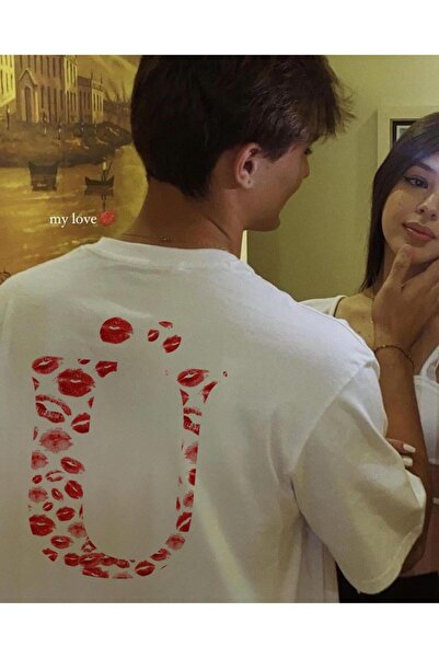 Toum Enya Takı - Μπλουζάκι Oversize με σχέδιο Kiss και γράμμα Ü