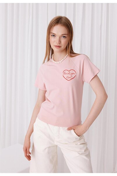 TUBİA Γυναικείο κοντομάνικο μπλουζάκι με στάμπα σε σκόνη με στάμπα με κέντημα