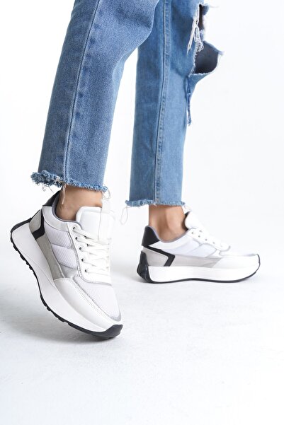 DaphneSandals حذاء رياضي نسائي باللون الأبيض - SP02