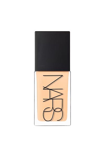 Nars Moisturizing Foundation That Hides Spots and Imperfections on the Skin 30 Ml-Vienna Passi.2813