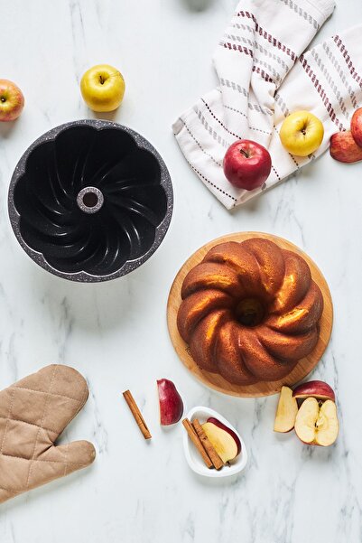 Karaca Nevera Gradient Cast Cake Mold Rose Gold 26 cm