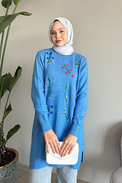 InStyle سترة تريكو زرقاء ناعمة مصنوعة يدويًا