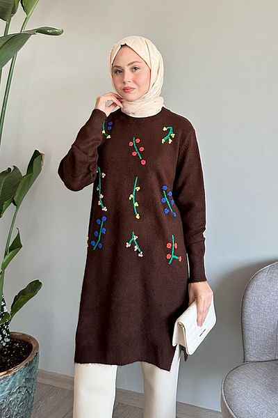 InStyle سترة تريكو ناعمة مصنوعة يدويًا باللون البني المر