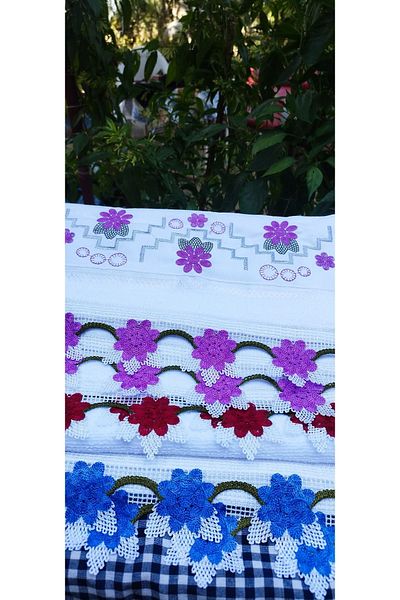 Peacock High Quality Laced Dowry Embroidered Hand Towel