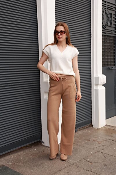 winter club Жіночі трикотажні штани з двома кишенями та прямим кроєм