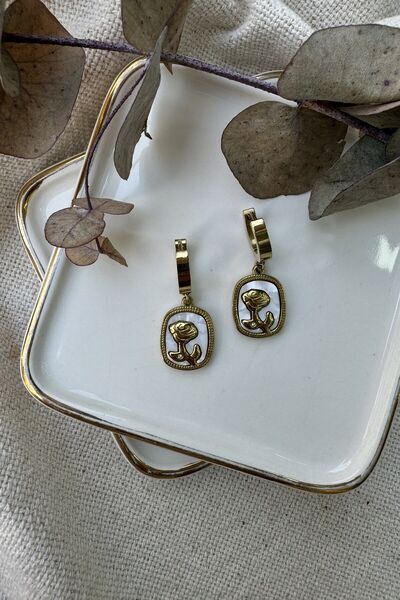 AURA ATELIER Vintage Earrings with Rose Detail on Steel Mother of Pearl