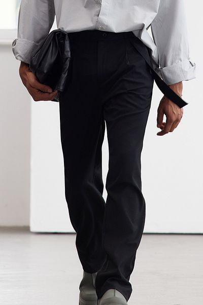 Trendyol Collection Limited Edition Μαύρο ίσιο υφασμάτινο παντελόνι με αποσπώμενη ζώνη μέσης TMNAW25PL00001