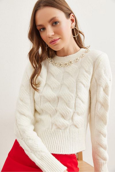 Olalook Ecru Women's Knitwear Sweater - Soft Texture, Pearl Collar Kzk- 19000836