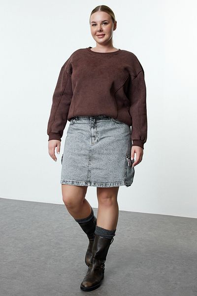 Trendyol Curve Plus Size Washed Fleece Knitted Sweatshirt - Crew Neck Tbbaw25Ao00014