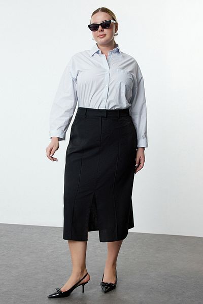 Trendyol Curve Μαύρη Maxi Slit Φούστα Plus Size - TBBAW25AZ00020