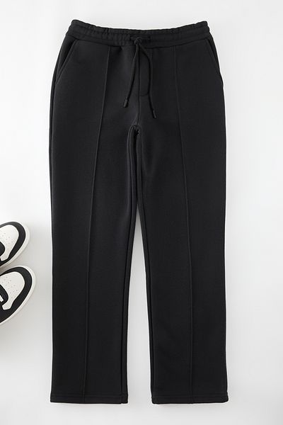 Trendyol Collection Μαύρη ετικέτα και λεπτομέρεια βελονιάς Χοντρό φούτερ - ίσια κοπή Tmnaw25Ea00013