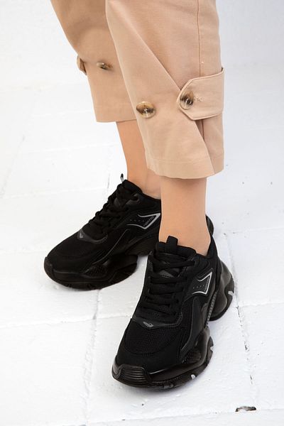 SOHO Women's Sneaker 19707 - Black Black