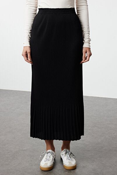 Edit by Trendyol Black Ruffled Pleated Long Stretchy Knitted Pencil Skirt Tedaw25Ee00003