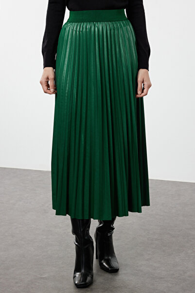 Edit by Trendyol Emerald Green Pleated Long Stretchy Knitted Skirt Tedaw25Ee00004