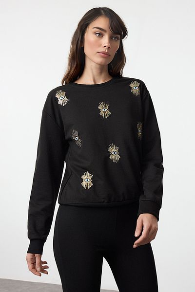 Trendyol Collection Черен тънък щампа на очите, бродиран спокоен/удобен плетен суичър Twoaw25Sw00263