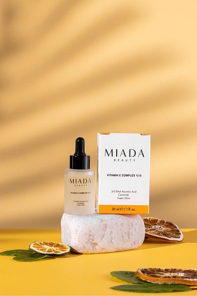 Miada Beauty Vitamin C Complex - 15% Brightening Wrinkle Serum 30 ml