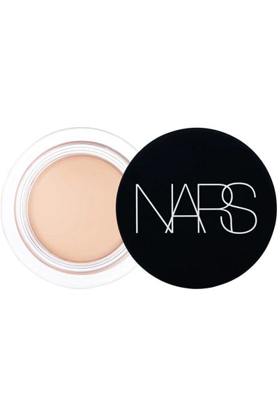 Nars Revitalizing Concealer That Covers Spots on the Skin and Dark Circles - Crème Brulee Passi.2581