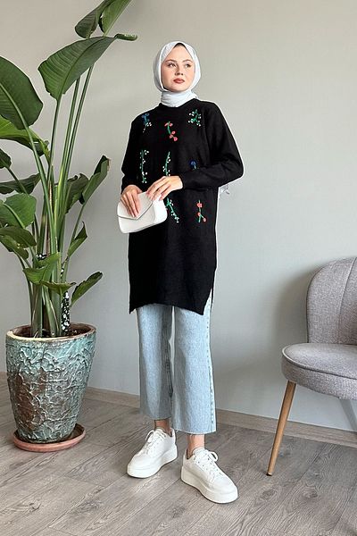 InStyle Handcrafted Soft Black Knitwear Tunic