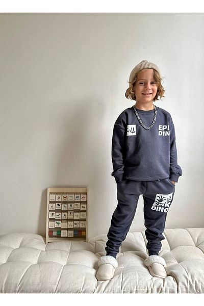 YİGİT BUTİK Yigit Boutique Dinosaur Printed Boys' Set