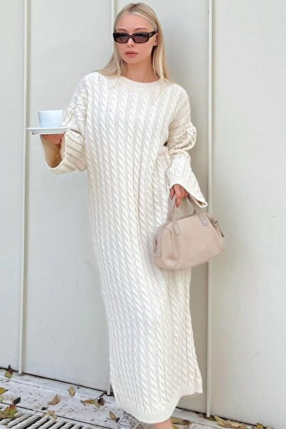 CoolLook Kendinden Saçörgü Dokulu Bisiklet Yaka Uzun Geniş Kollu Rahat Oversize Diz Altı Triko Elbise