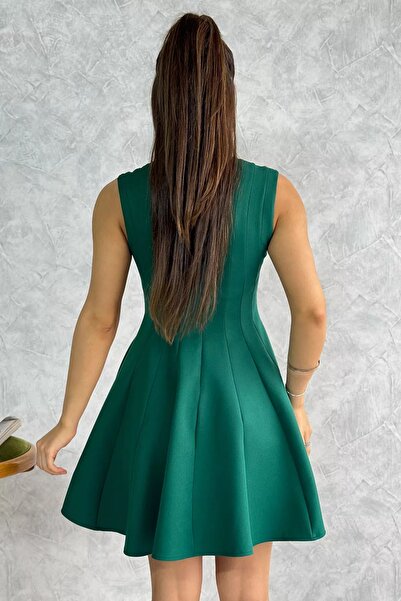 GÜLSELİ Σμαραγδένιο πράσινο βραδινό φόρεμα με διπλό στήθος με πέτρινο κουμπιά εσωτερικά με αυτοεπένδυση