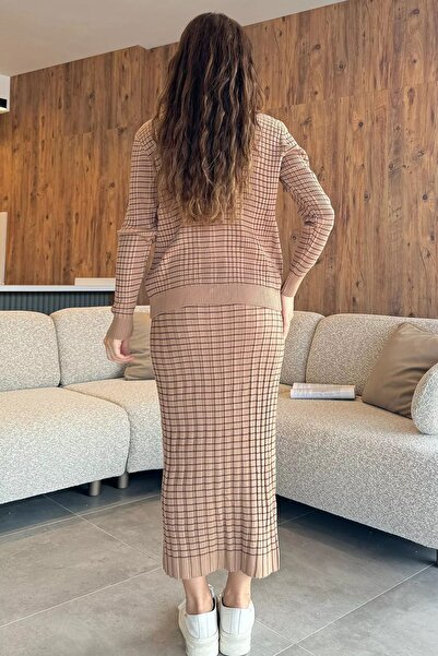 GÜLSELİ Keksz női csíkos Crop blúz pulóver szoknya kötöttáru hármas készlet