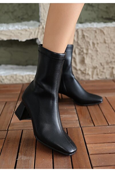 fashok Birta Black Leather Stretch Heeled Boots