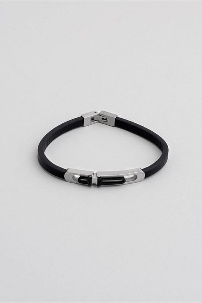 So CHIC... Men's Leather Bracelet - Metal Detailed