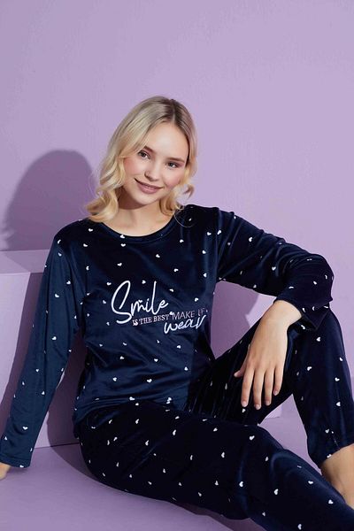 Tarık Women's Heart Patterned Long Sleeve French Velvet Fabric Winter Warm Pajamas Set