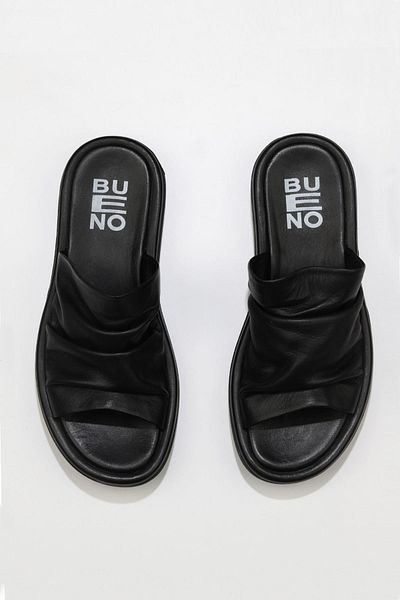 Bueno Shoes Γυναικείες μαύρες δερμάτινες φλατ παντόφλες - 01wu5900