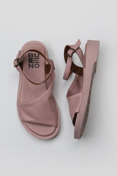 Bueno Shoes Sandale plate pentru femei Dusty Rose din piele - 01wy2901