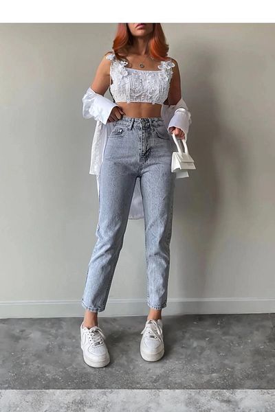 Evojean Maria Women's Light Blue Super High Waist Lycra Mom Jeans Jean