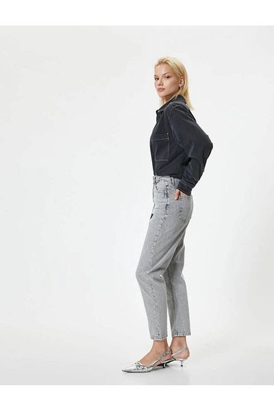 Koton Jeanshose mit hoher Taille, gerades Bein und Taschen – Mom Jean