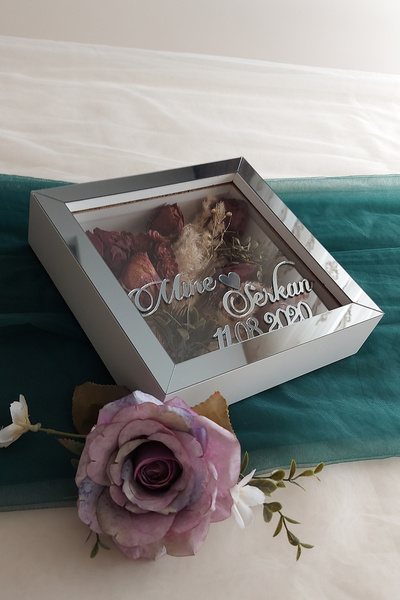 Verda Çerçeve 20x20x5 cm Ledli İsimli Anı Çerçevesi! Yeni Moda Çiçek Anı Çerç...