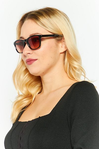 Nike Women NKDV6956 Round Sunglasses, Black