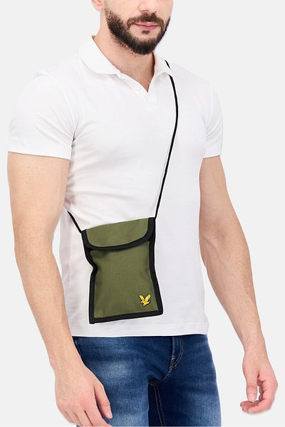 Lyle & Scott Men Brand Logo Sports Cross Body Bag 15 L x 21 H x 1 W cm, Green Combo