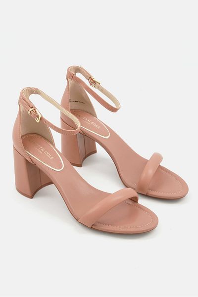 Kenneth Cole Women Medium Luisa Classis Leather Sandals, Tan
