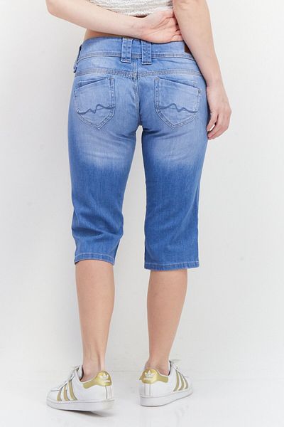 Pepe Jeans شورت جينز سادة بقصّة عادية للنساء، لون أزرق