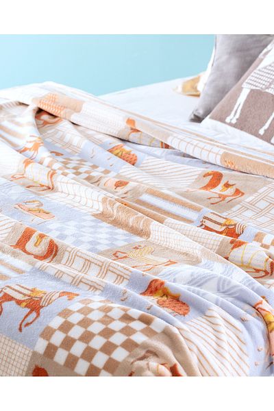Madame Coco Lily Wellsoft Printed Blanket