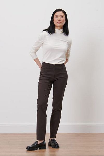 Tchibo Women Solid Chino Pants, Brown