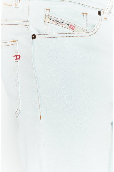 Diesel Men 2005 D-Finning Regular Fit Wash Stretchable Denim, Light Blue