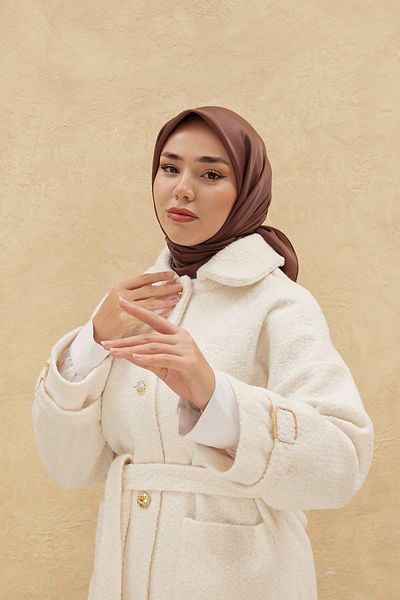 Silk Home Απλό γυαλιστερό κασκόλ - Καφέ