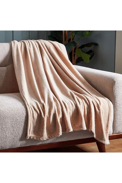 Home Box Ontario Solid Coral Fleece Throw - 120x170 cm