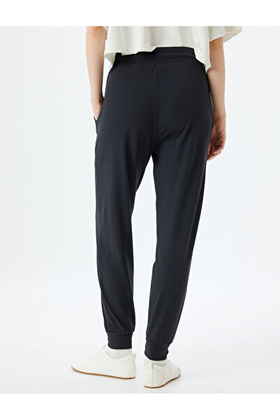 Koton Jogger Eşofman Altı Cepli Yüksek Bel Bağcıklı Rahat Kalıp İnterlok